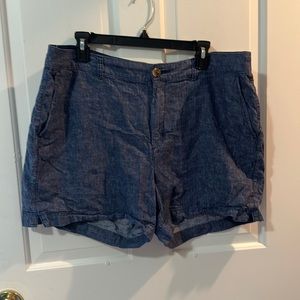Old Navy Everyday high rise. Chambray shorts. Size 16.